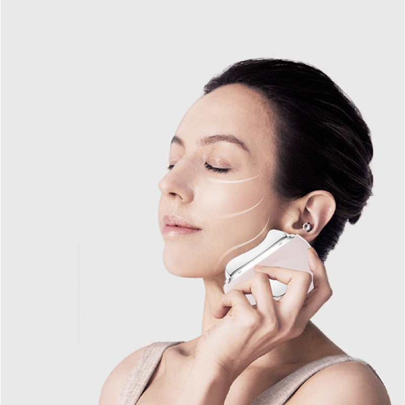 What Is Essence in Skincare? Benefits, Uses & How to Apply