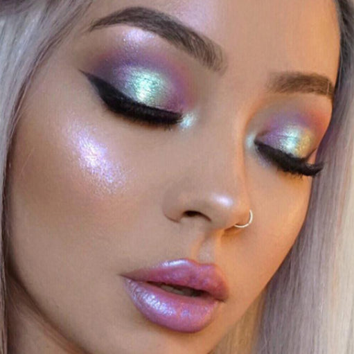 Multi-Chrome Lip Gloss for High-Shine Color-Shifting Finish
